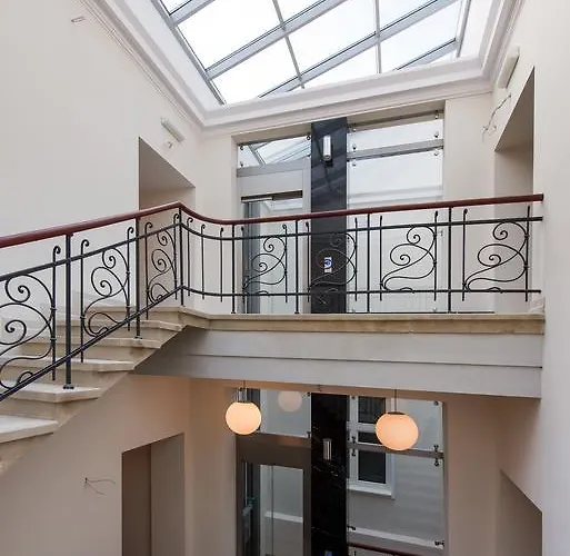 شقة Greg كراكوفيا